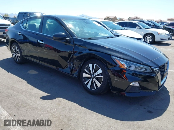 2022 Nissan Altima SV z VIN 1N4BL4DVXNN351088, wystawiony jako IAAI lot #42072706 z przebiegiem 83 496 mil mil oraz . Historia ofert i sprzedaży dostępna na DreamBid. Obrazek 1.