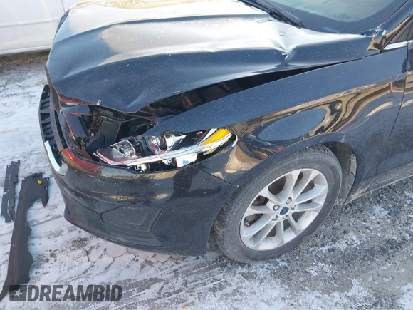 2019 Ford Fusion SE with VIN 3FA6P0HD6KR282490, listed as a IAAI auction lot 41379092 with 46,069 mi miles. Bid and sale history available at carsss.com. Image 18.