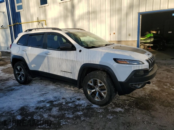 2018 Jeep Cherokee с VIN 102547, выставлен на аукционе Copart как лот 89296925 с пробегом 151 428 миль миль и Чистый • Clean title. История ставок и продаж доступна на DreamBid. Изображение 4.