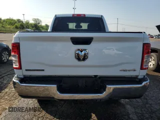 2024 Ram 2500 Big Horn z VIN 3C6UR5DL4RG244839, wystawiony jako Copart lot #61652285 z przebiegiem 36 450 mil mil oraz Czysty tytuł • Clean title. Historia ofert i sprzedaży dostępna na DreamBid. Obrazek 6.
