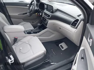 2019 Hyundai Tucson SE with VIN KM8J2CA47KU895799, listed as a IAAI auction lot 41141493 with 44,765 mi miles. Bid and sale history available at carsss.com. Image 5.