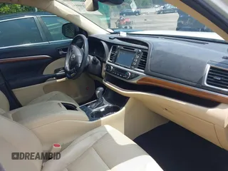 2017 Toyota Highlander Limited with VIN 5TDYZRFH6HS190177, listed as a IAAI auction lot 42398981 with 159,583 mi miles and . Bid and sale history available at DreamBid. Image 5.