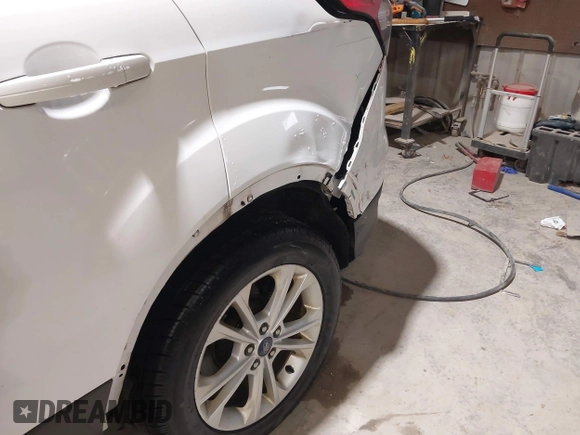 2017 Ford Escape SE with VIN 1FMCU0GD9HUC95707, listed as a IAAI auction lot 41876949 with 125,651 mi miles and . Bid and sale history available at carsss.com. Image 6.