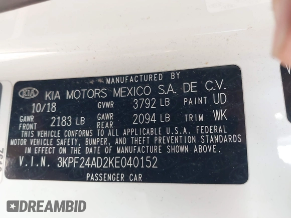 2019 Kia Forte LXS with VIN 3KPF24AD2KE040152, listed as a IAAI auction lot 41679814 with 1 mi miles. Bid and sale history available at carsss.com. Image 9.
