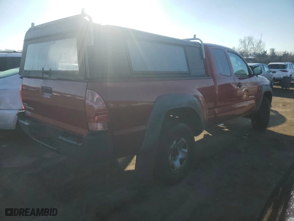 2006 Toyota Tacoma with VIN 5TEUX42N66Z285289, listed as a Copart auction lot 46445245 with 141,103 mi miles and Clean Title. Bid and sale history available at carsss.com. Image 3.