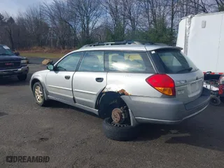 2007 Subaru Legacy Wagon Outback with VIN 4S4BP61C976328374, listed as a IAAI auction lot 41813353 with 236,513 mi miles. Bid and sale history available at carsss.com. Image 6.
