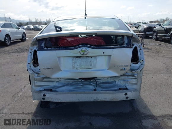 2005 Toyota Prius with VIN JTDKB20U257017611, listed as a IAAI auction lot 42087781 with 263,985 mi miles. Bid and sale history available at carsss.com. Image 6.