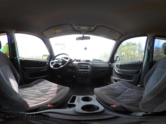 2000 Honda CR-V LX with VIN JHLRD184XYC010847, listed as a IAAI auction lot 42080100 with 256,678 mi miles and . Bid and sale history available at DreamBid. Image 20.