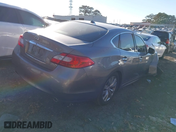 2013 Infiniti M37 with VIN JN1BY1AP3DM511643, listed as a IAAI auction lot 41166670 with Not Provided miles. Bid and sale history available at carsss.com. Image 4.