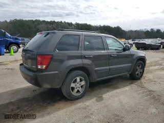 2005 Jeep Grand Cherokee Laredo with VIN 1J4GS48KX5C717611, listed as a Copart auction lot 45480695 with 191,063 mi miles and Clean Title. Bid and sale history available at carsss.com. Image 3.