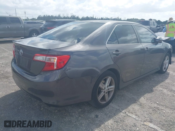 2012 Toyota Camry L with VIN 4T1BF1FK1CU165165, listed as a IAAI auction lot 41957566 with 127,048 mi miles. Bid and sale history available at carsss.com. Image 4.