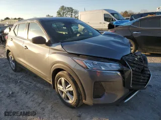 2024 Nissan Kicks S with VIN 3N1CP5BV8RL519380, listed as a Copart auction lot 86253824 with 8,812 mi miles and Salvage Title. Bid and sale history available at carsss.com. Image 4.