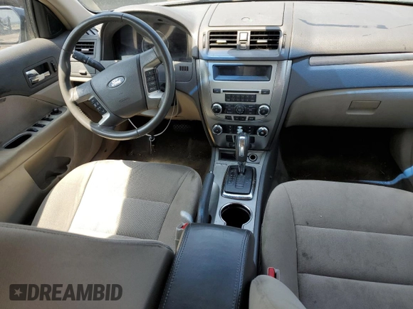 2011 Ford Fusion Hybrid with VIN 3FADP0L33BR117387, listed as a Copart auction lot 61782605 with 151,617 mi miles and Salvage title. Bid and sale history available at DreamBid. Image 8.