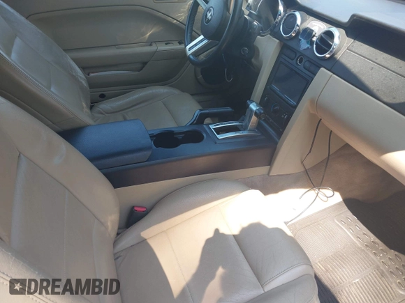 2006 Ford Mustang Standard with VIN 1ZVFT84N865222011, listed as a IAAI auction lot 42523400 with 234,756 mi miles and . Bid and sale history available at DreamBid. Image 5.
