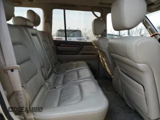 2002 Lexus LX 470 z VIN JTJHT00W323520240, wystawiony jako Copart lot #46495595 z przebiegiem 187 788 mil mil oraz Szkoda całkowita • Salvage title. Historia ofert i sprzedaży dostępna na DreamBid. Obrazek 11.