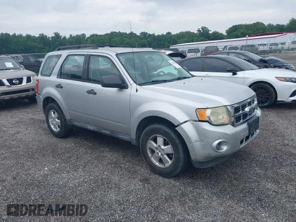2011 Ford Escape XLS с VIN 1FMCU0C73BKB19965, выставлен на аукционе IAAI как лот 42669153 с пробегом 183 982 миль миль и . История ставок и продаж доступна на DreamBid. Изображение 1.