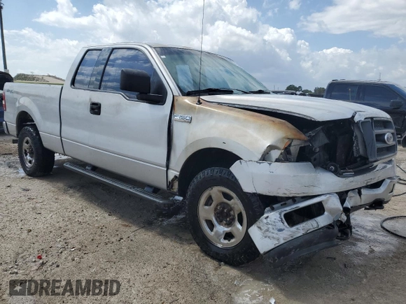 2004 Ford F-150 STX with VIN 1FTRX14W84NB90128, listed as a Copart auction lot 47543965 with 265,907 mi miles and Salvage title. Bid and sale history available at DreamBid. Image 4.