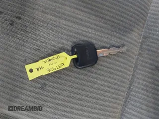 1999 Mercury Mystique GS z VIN 1MEFM6536XK637928, wystawiony jako IAAI lot #41850298 z przebiegiem 219 329 mil mil oraz . Historia ofert i sprzedaży dostępna na DreamBid. Obrazek 11.