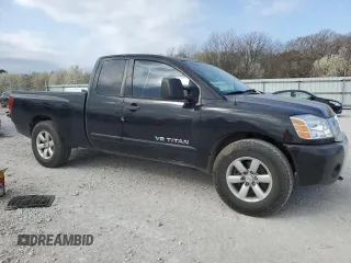 2008 Nissan Titan XE z VIN 1N6BA06A08N320811, wystawiony jako Copart lot #45508044 z przebiegiem 136 112 mil mil oraz Szkoda całkowita • Salvage title. Historia ofert i sprzedaży dostępna na DreamBid. Obrazek 4.