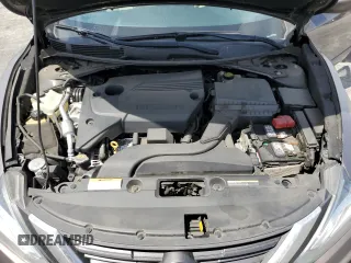 2017 Nissan Altima SV z VIN 1N4AL3AP5HC122605, wystawiony jako Copart lot #55948535 z przebiegiem 101 575 mil mil oraz Szkoda całkowita • Salvage title. Historia ofert i sprzedaży dostępna na DreamBid. Obrazek 11.