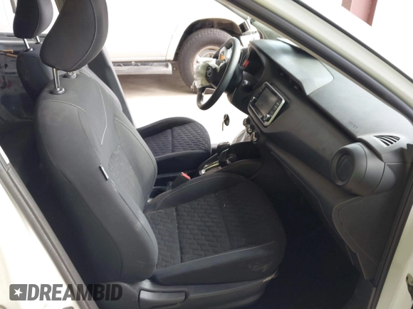2021 Nissan Kicks S with VIN 3N1CP5BV4ML510992, listed as a IAAI auction lot 41907512 with 59,380 mi miles and . Bid and sale history available at DreamBid. Image 5.