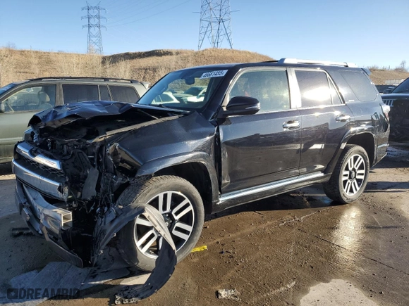 2018 Toyota 4Runner SR5 with VIN JTEBU5JR0J5598324, listed as a Copart auction lot 46661455 with 111,187 mi miles and Salvage Title. Bid and sale history available at carsss.com. Image 1.