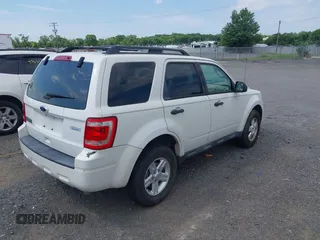 2012 Ford Escape XLT z VIN 1FMCU9D77CKB60829, wystawiony jako IAAI lot #42653677 z przebiegiem 151 116 mil mil oraz . Historia ofert i sprzedaży dostępna na DreamBid. Obrazek 4.
