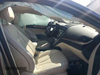 2016 Lincoln MKC Reserve with VIN 5LMCJ3D98GUJ21407, listed as a Copart auction lot 46851895 with 51,133 mi miles and Salvage title. Bid and sale history available at DreamBid. Image 7.