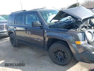 2016 Jeep Patriot Sport with VIN 1C4NJRBB2GD669119, listed as a IAAI auction lot 41836041 with 143,144 mi miles and . Bid and sale history available at DreamBid. Image 10.