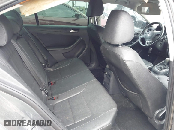2012 Volkswagen Jetta SE with VIN 3VWDX7AJ5CM326405, listed as a IAAI auction lot 42135484 with 187,268 mi miles and . Bid and sale history available at DreamBid. Image 8.