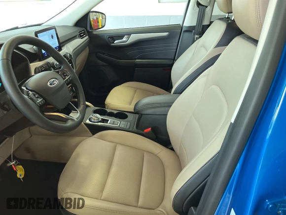 2021 Ford Escape SEL with VIN 1FMCU9H99MUA91420, listed as a IAAI auction lot 42569696 with 10,319 mi miles and . Bid and sale history available at DreamBid. Image 3.