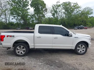 2018 Ford F-150 XL z VIN 1FTEW1EG4JFA55713, wystawiony jako IAAI lot #42096912 z przebiegiem 168 000 mil mil oraz . Historia ofert i sprzedaży dostępna na DreamBid. Obrazek 13.