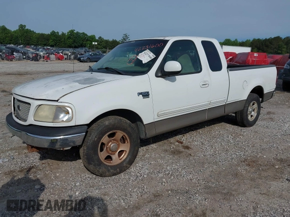 2001 Ford F-150 XL z VIN 1FTRX17WX1NA20036, wystawiony jako IAAI lot #42231600 z przebiegiem 181 549 mil mil oraz . Historia ofert i sprzedaży dostępna na DreamBid. Obrazek 17.
