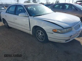 2001 Buick Regal LS with VIN 2G4WB55K211123229, listed as a IAAI auction lot 41602605 with 1 mi miles. Bid and sale history available at carsss.com. Image 1.