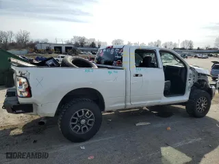 2018 Ram 2500 Tradesman with VIN 3C6UR5CL7JG108890, listed as a Copart auction lot 44032475 with 243,606 mi miles and Salvage Title. Bid and sale history available at carsss.com. Image 3.