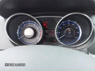2014 Hyundai Sonata GLS z VIN 5NPEB4AC5EH944421, wystawiony jako IAAI lot #41875937 z przebiegiem 115 699 mil mil oraz . Historia ofert i sprzedaży dostępna na DreamBid. Obrazek 7.
