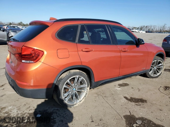 2014 BMW X1 xDrive28i z VIN WBAVL1C56EVR92680, wystawiony jako Copart lot #46323615 z przebiegiem 77 215 mil mil oraz Tytuł czysty. Historia ofert i sprzedaży dostępna na DreamBid. Obrazek 3.