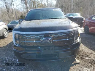 2023 Ford F-150 Lightning Pro z VIN 1FT6W1EV3PWG03292, wystawiony jako Copart lot #48454435 z przebiegiem 41 714 mil mil oraz Tytuł czysty. Historia ofert i sprzedaży dostępna na DreamBid. Obrazek 5.