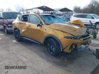 2024 Dodge Hornet R/T Plus с VIN ZACPDFDW6R3A19056, выставлен на аукционе IAAI как лот 41610718 с пробегом 15 472 миль миль и . История ставок и продаж доступна на DreamBid. Изображение 1.