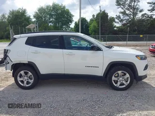 2024 Jeep Compass Latitude with VIN 3C4NJDBN9RT604049, listed as a IAAI auction lot 42153134 with 36,455 mi miles and . Bid and sale history available at carsss.com. Image 13.