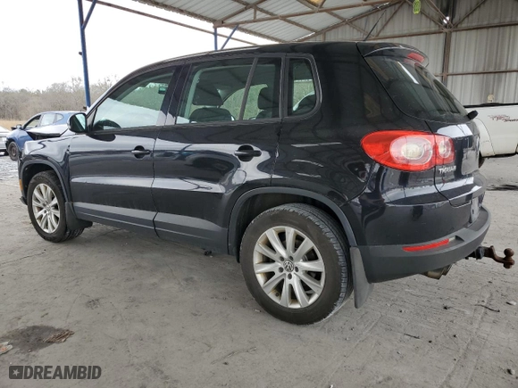2009 Volkswagen Tiguan S with VIN WVGAV75N29W509760, listed as a Copart auction lot 44128015 with 186,704 mi miles and Non Repairable. Bid and sale history available at carsss.com. Image 2.