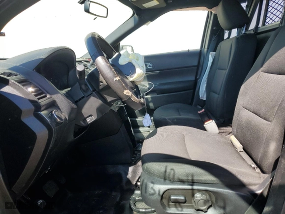 2017 Ford Police Interceptor Utility with VIN 1FM5K8AT9HGA79352, listed as a Copart auction lot 76532724 with 0 mi miles and Salvage Title. Bid and sale history available at carsss.com. Image 7.