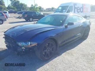 2019 Ford Mustang GT z VIN 1FA6P8CF5K5180706, wystawiony jako IAAI lot #42763920 z przebiegiem 73 915 mil mil oraz . Historia ofert i sprzedaży dostępna na DreamBid. Obrazek 19.