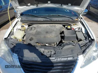 2011 Chrysler 200 Limited with VIN 1C3BC2FG4BN583036, listed as a IAAI auction lot 41617682 with 143,846 mi miles. Bid and sale history available at carsss.com. Image 10.