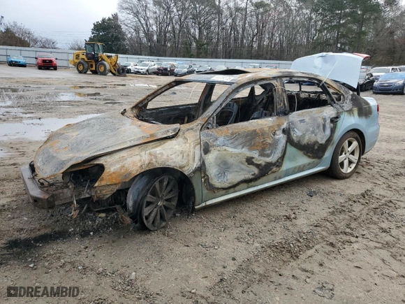 2012 Volkswagen Passat SE with VIN 1VWBP7A31CC105295, listed as a Copart auction lot 44119375 with 0 mi miles and Salvage Title. Bid and sale history available at carsss.com. Image 1.