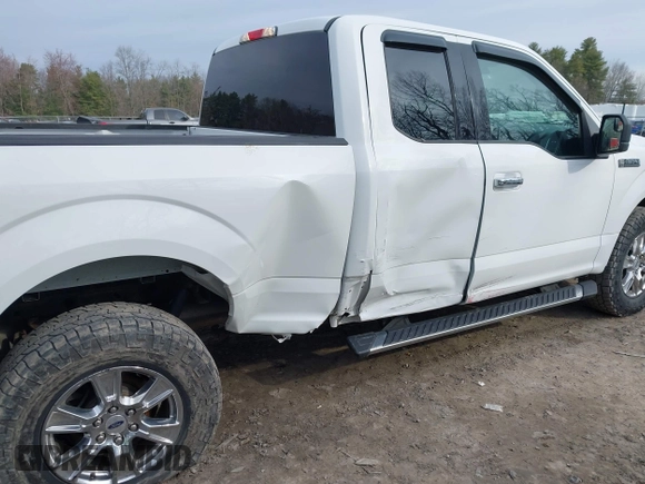 2016 Ford F-150 XLT with VIN 1FTFX1EF5GFC75380, listed as a IAAI auction lot 41994753 with 180,858 mi miles and . Bid and sale history available at carsss.com. Image 6.