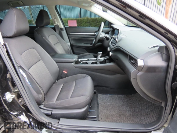 2021 Nissan Altima 2.5 SV with VIN 1N4BL4DV6MN351698, listed as a Copart auction lot 51651595 with 62,918 mi miles and Salvage Title. Bid and sale history available at carsss.com. Image 5.