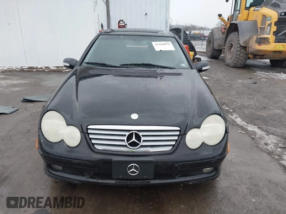 2003 Mercedes-Benz C 230 Kompressor with VIN WDBRN40J43A389733, listed as a IAAI auction lot 41560090 with 154,622 mi miles and . Bid and sale history available at DreamBid. Image 12.