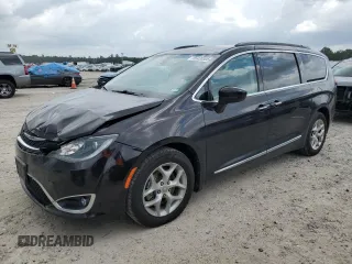 2017 Chrysler Pacifica Touring L z VIN 2C4RC1BG9HR560678, wystawiony jako Copart lot #55420305 z przebiegiem 137 577 mil mil oraz Szkoda całkowita • Salvage title. Historia ofert i sprzedaży dostępna na DreamBid. Obrazek 1.