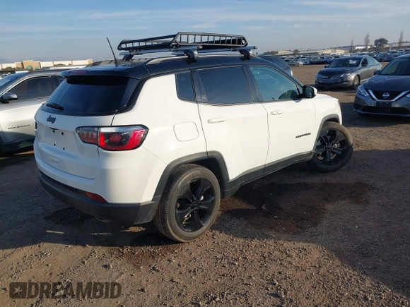 2019 Jeep Compass Latitude z VIN 3C4NJCBB1KT802680, wystawiony jako IAAI lot #41469207 z przebiegiem 70 471 mil mil oraz . Historia ofert i sprzedaży dostępna na DreamBid. Obrazek 4.